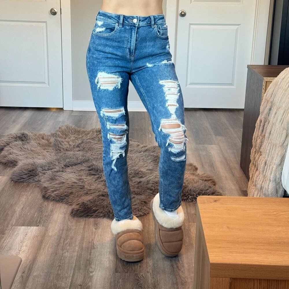 American Eagle Distressed Mom Jean Grunge Skater Ripped Stretch Denim Acid Wash